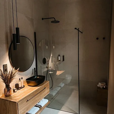 Wolnosci9 Stylowy W Centrum Wroclawia Tuz Przy Nfm